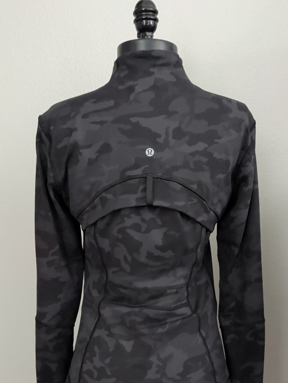 Lululemon Define Jacket - Picture 6 of 13
